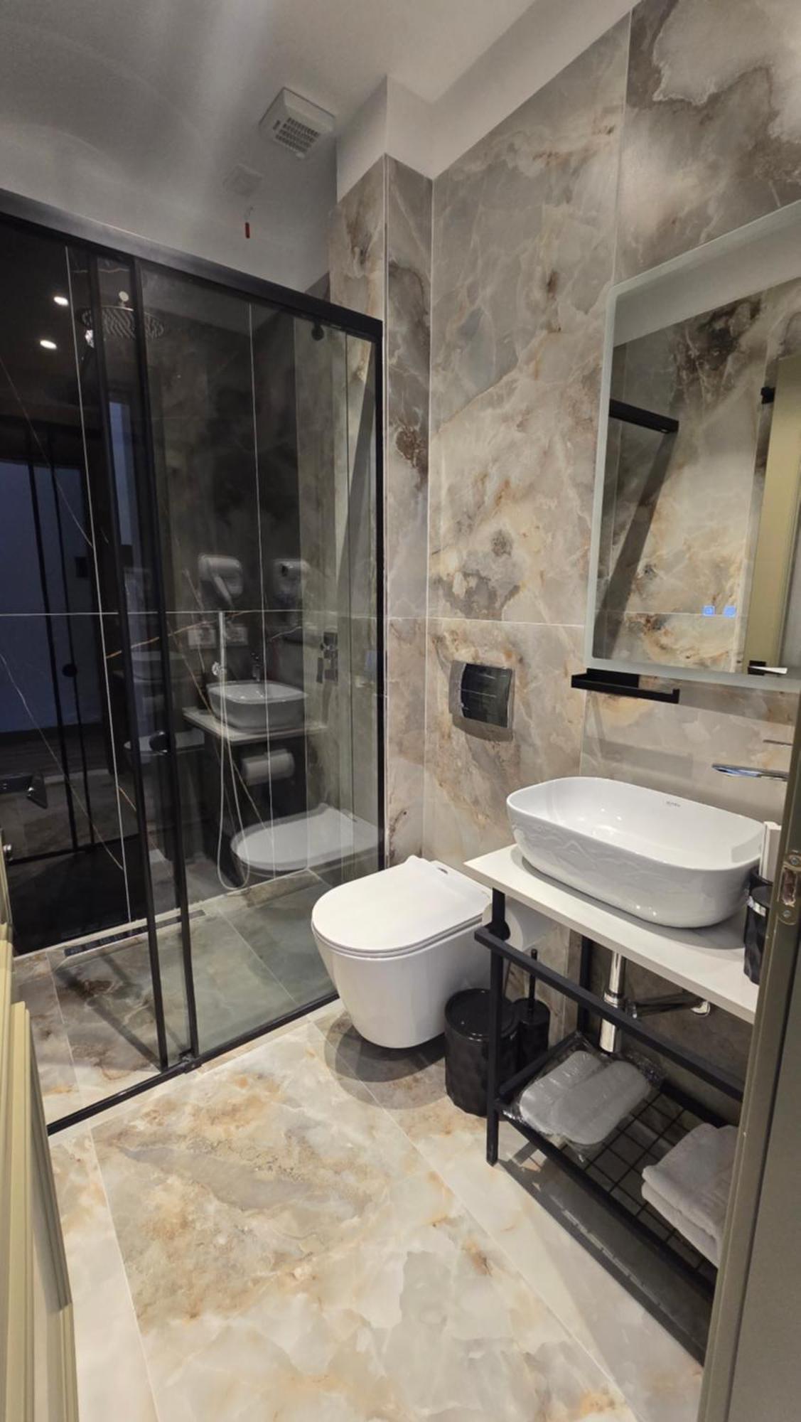 Hotel Oborri Shkodran Boutique 3*