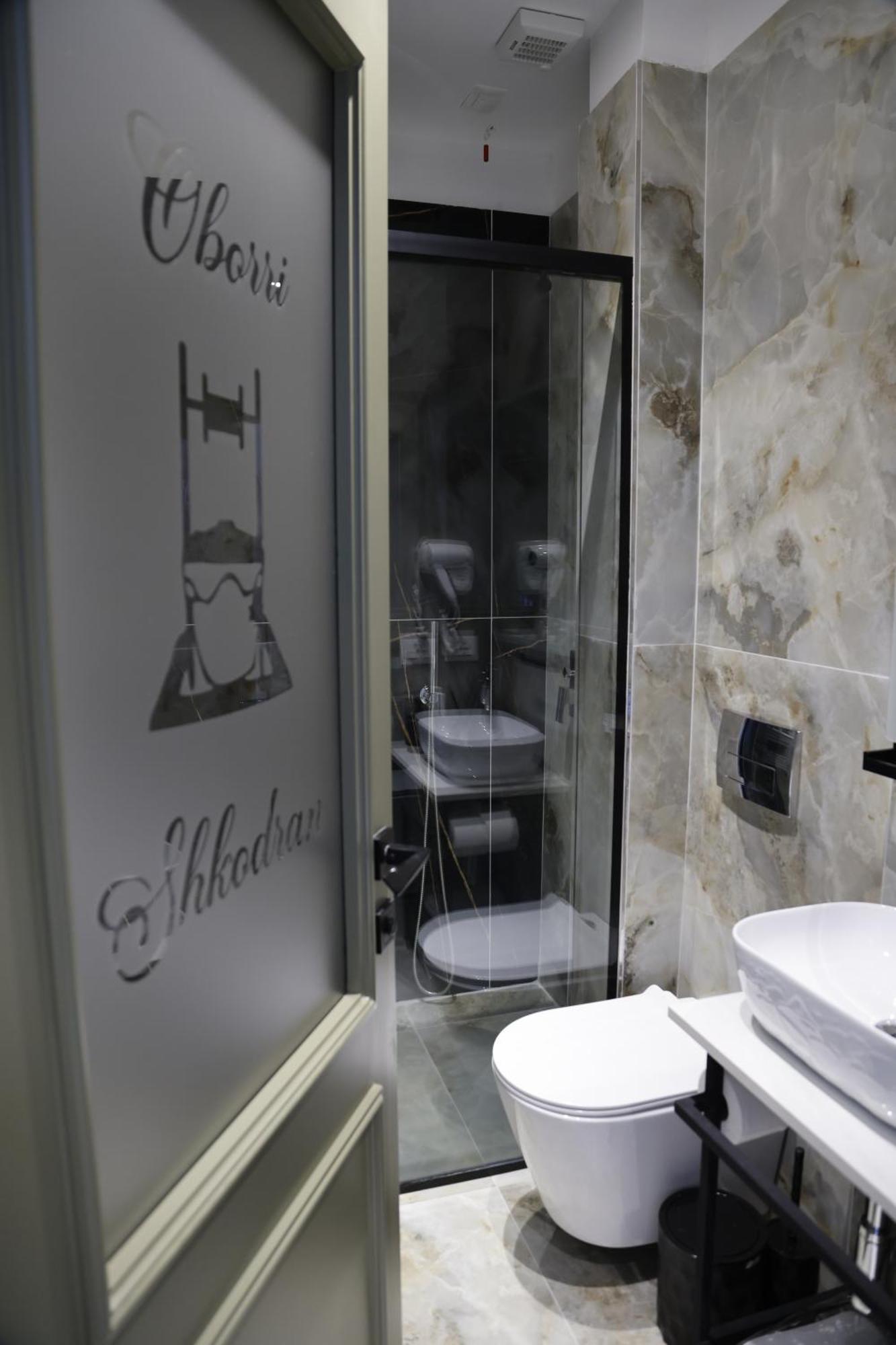 Oborri Shkodran Boutique 3* Shkodër