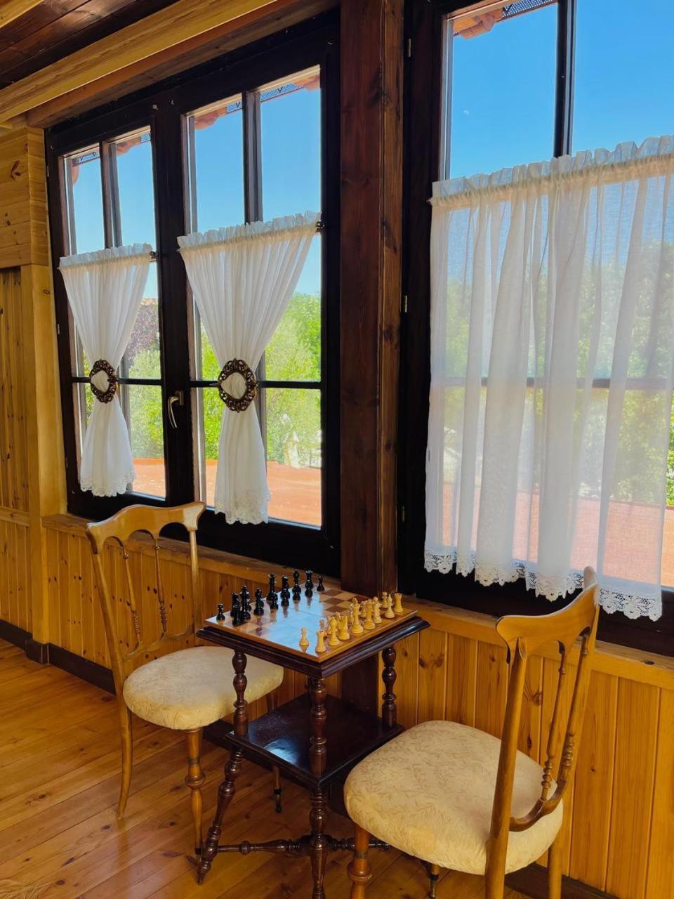 Oborri Shkodran Boutique Hotel 3*